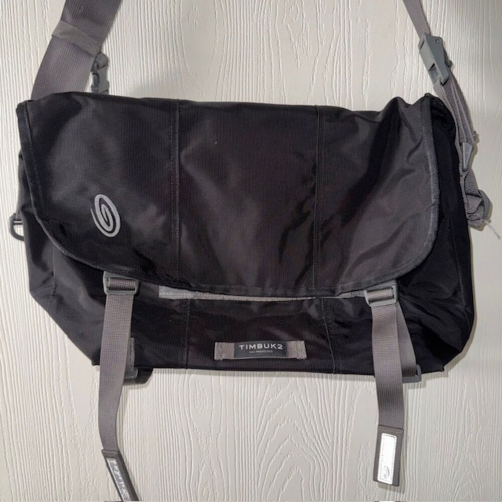 Timbuk2 San Francisco Messenger Bag - Picture 2 of 9